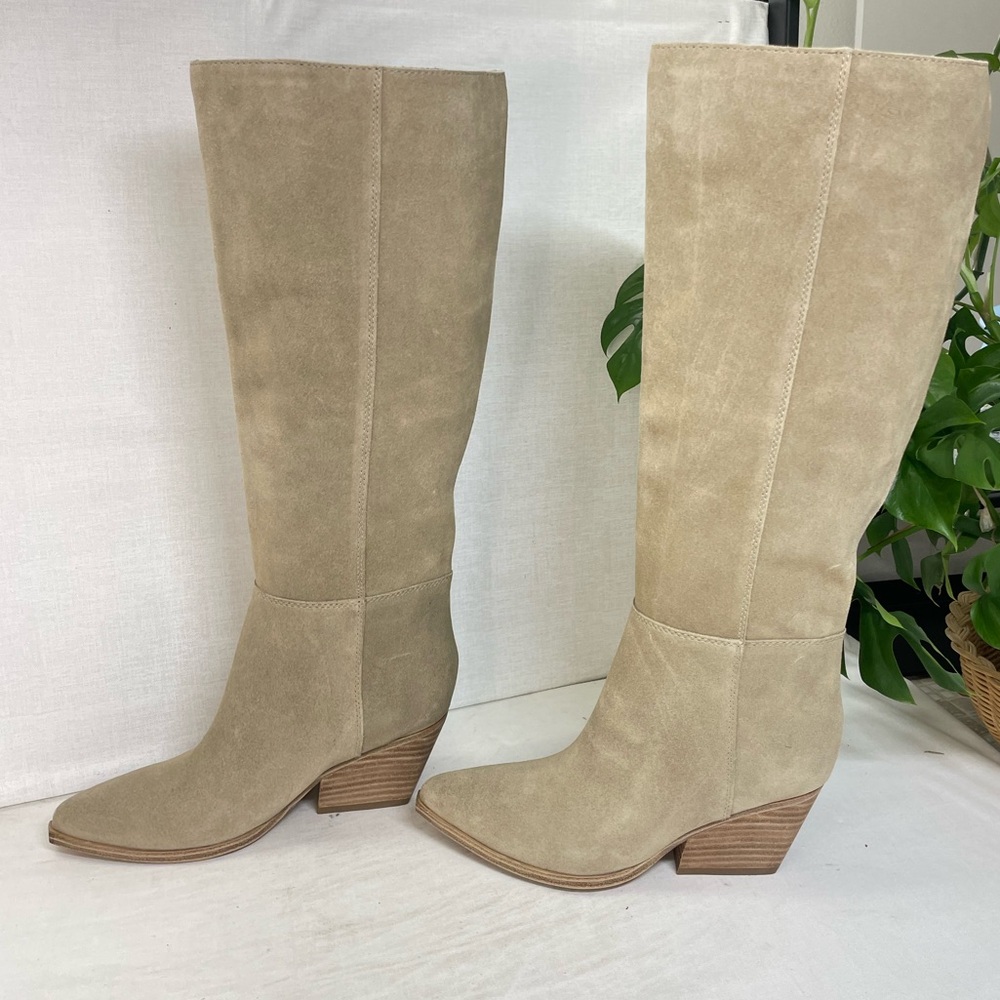 Marc Fisher Challi Pointed Toe Knee High Boot (Women) suede 6M - Picture 6 of 11